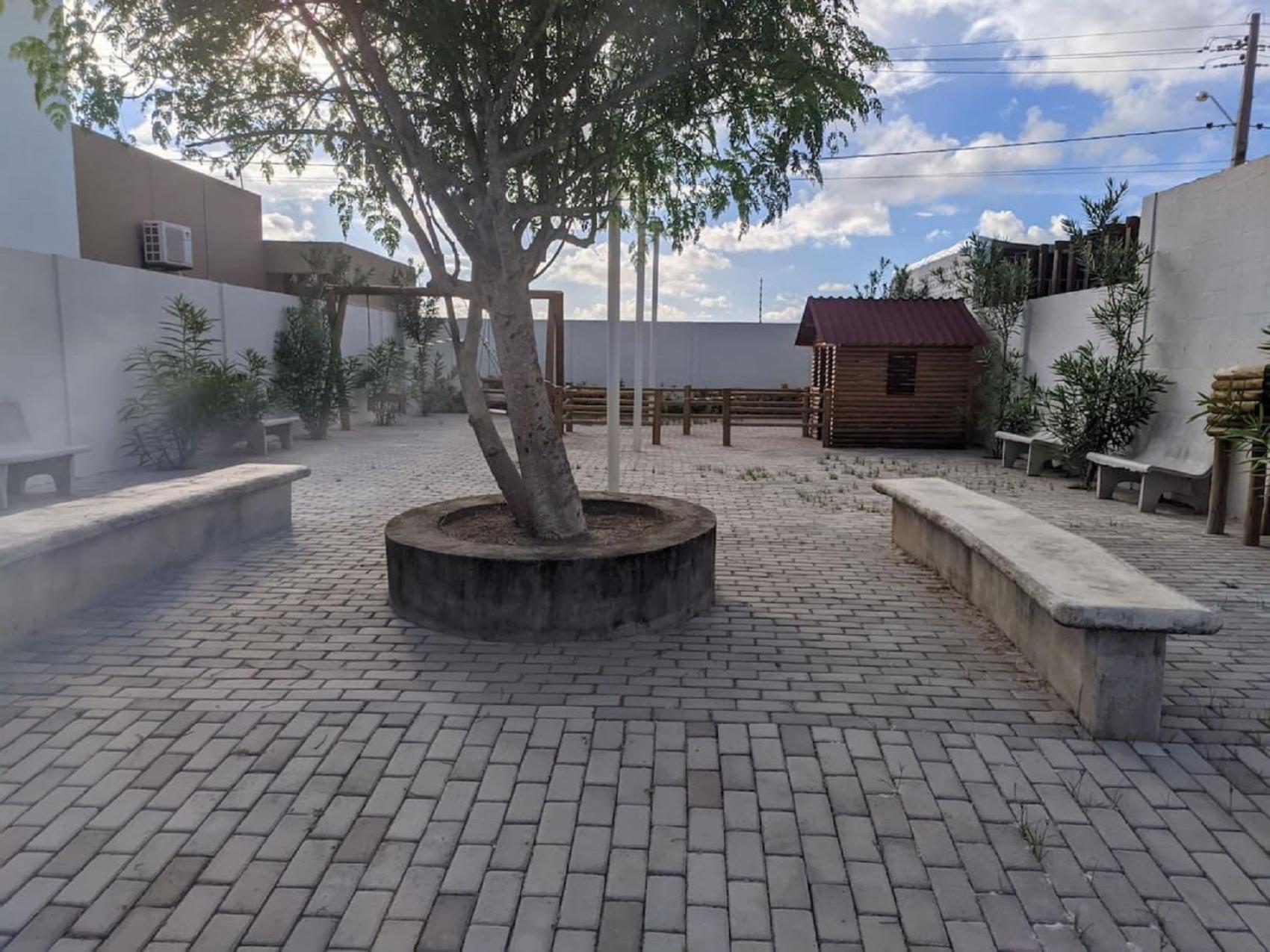 Casa Com Piscina Em Fechado Na Do Frances Holiday home *